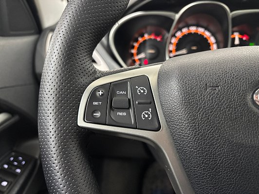 Lada (ВАЗ) Vesta Luxe Multimedia, 2019 года, пробег 111628 км