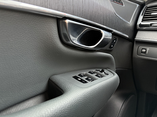 Volvo XC90 Inscription, 2019 года, пробег 179761 км