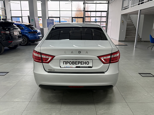 Lada (ВАЗ) Vesta Luxe, 2022 года, пробег 54700 км