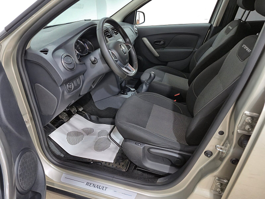 Renault Sandero Stepway Life, 2020 года, пробег 25780 км