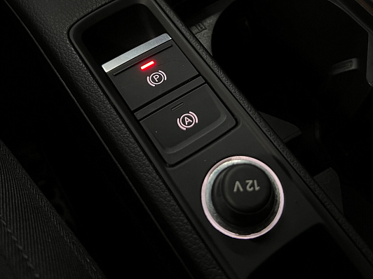 Audi Q3, 2019 года, пробег 115725 км