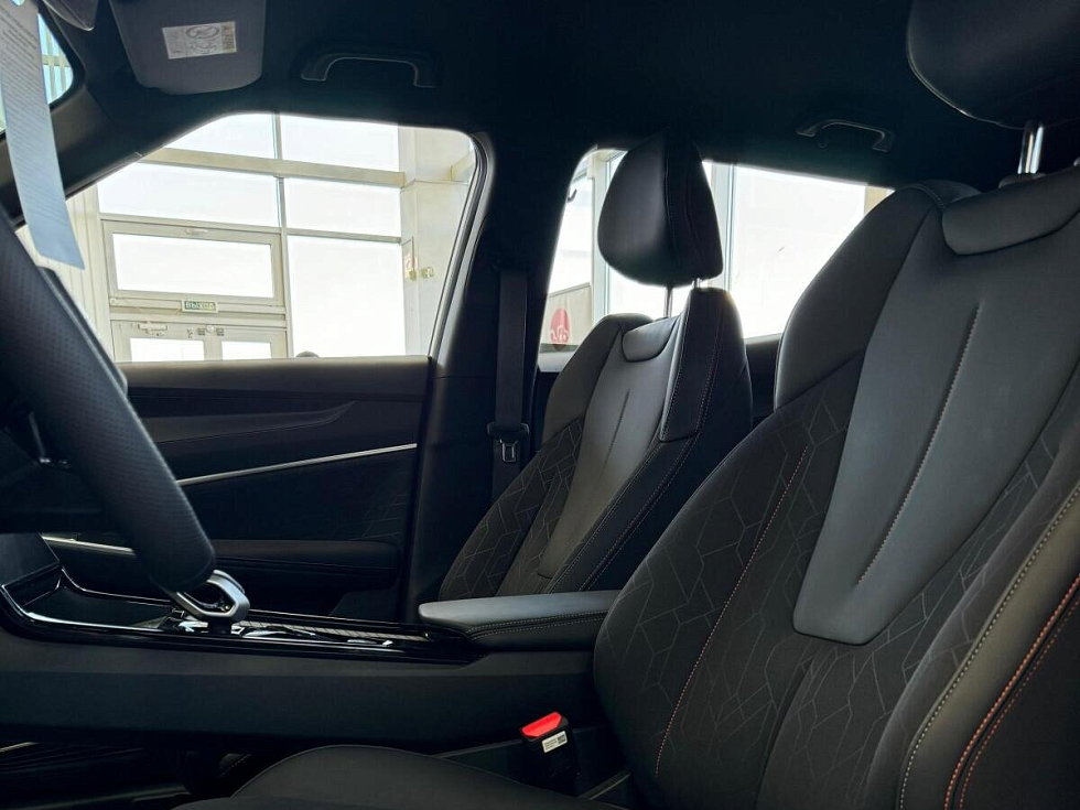 Geely Cityray Спорт, белый