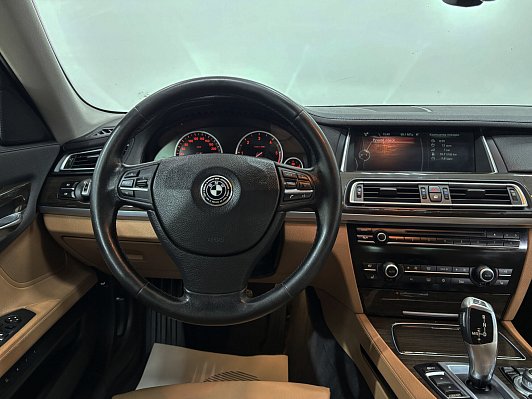 BMW 7 серии, 2012 года, пробег 196108 км