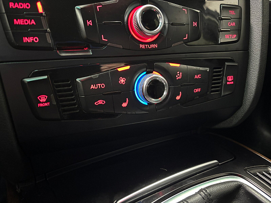 Audi A4, 2015 года, пробег 313007 км