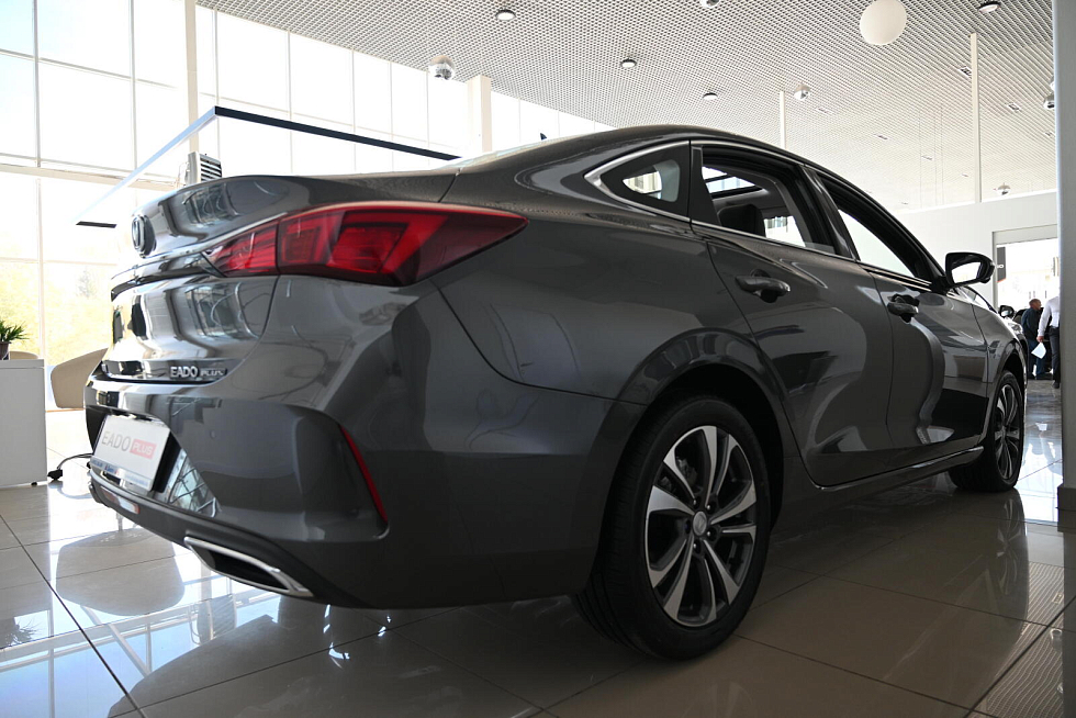 Changan Eado Plus LX, серый