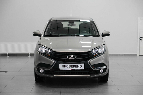 Lada (ВАЗ) XRAY Comfort, 2017 года, пробег 105000 км