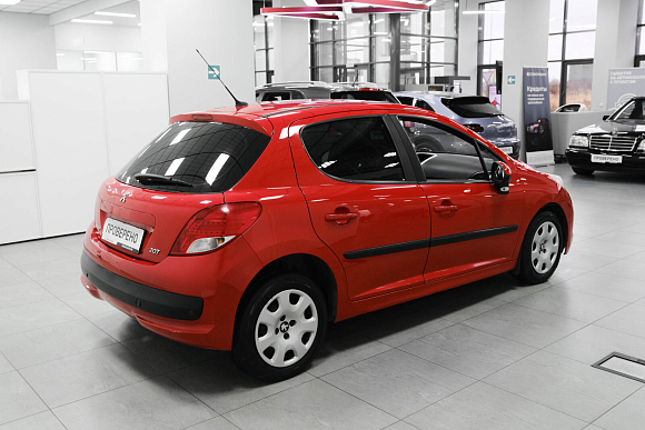 Peugeot 207 Envy, 2009 года, пробег 197615 км