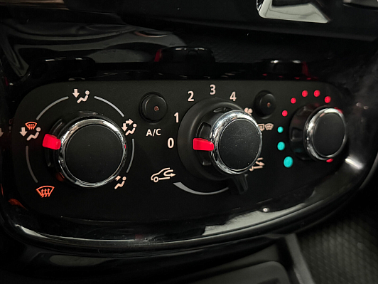 Nissan Terrano Elegance, 2017 года, пробег 104000 км