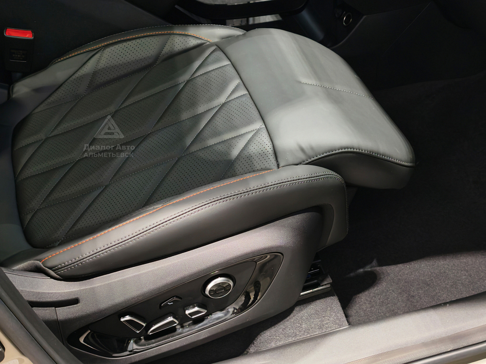 Changan CS75 Plus Tech, коричневый