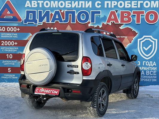 Chevrolet Niva LE, 2016 года, пробег 97050 км