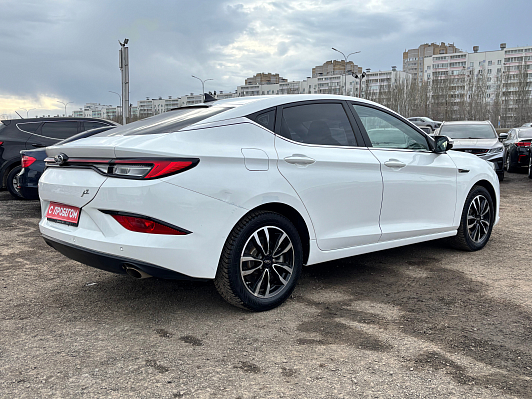 JAC J7 Люкс, 2022 года, пробег 75149 км