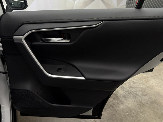 Toyota RAV4 Adventure Ultimate, 2025 года, пробег 40 км