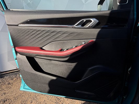 Geely Coolray Comfort, 2023 года, пробег 63474 км