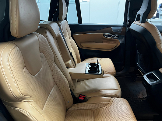 Volvo XC90, 2015 года, пробег 97023 км