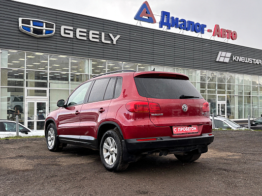 Volkswagen Tiguan Adventure, 2012 года, пробег 216200 км