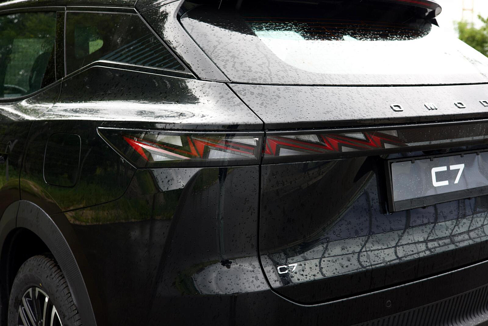 Omoda C7 Active, черный