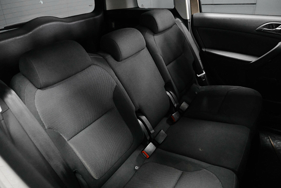 Skoda Yeti Active, 2012 года, пробег 197171 км