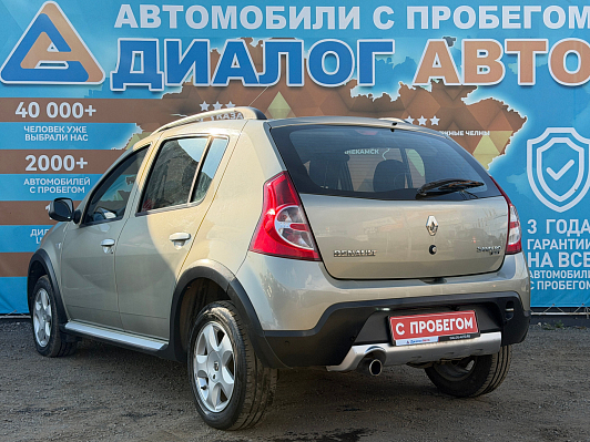 Renault Sandero, 2014 года, пробег 125000 км