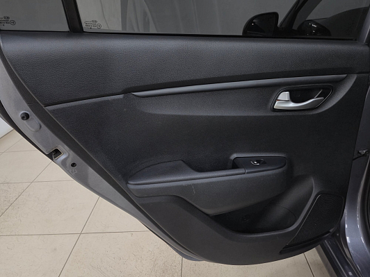 Kia Rio, 2019 года, пробег 123857 км