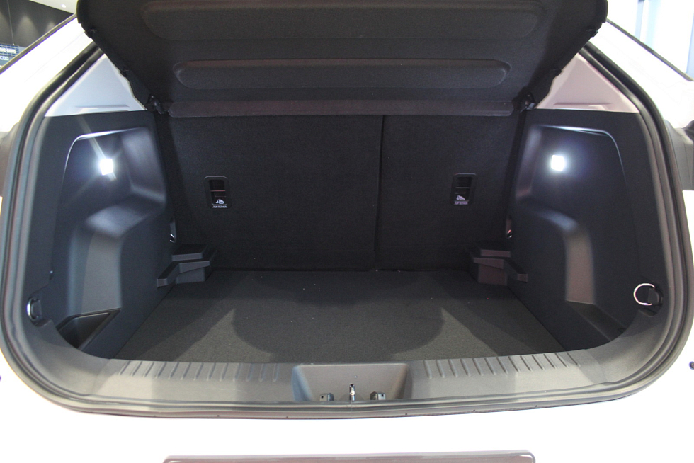 Omoda C5 Актив, белый