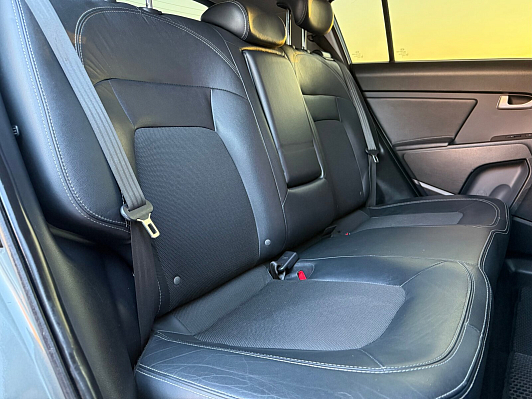 Kia Sportage Premium, 2012 года, пробег 290700 км