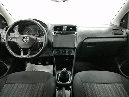 Volkswagen Polo Conceptline, 2018 года, пробег 106679 км