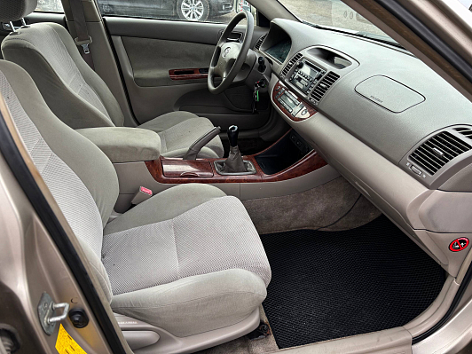 Toyota Camry, 2002 года, пробег 276754 км