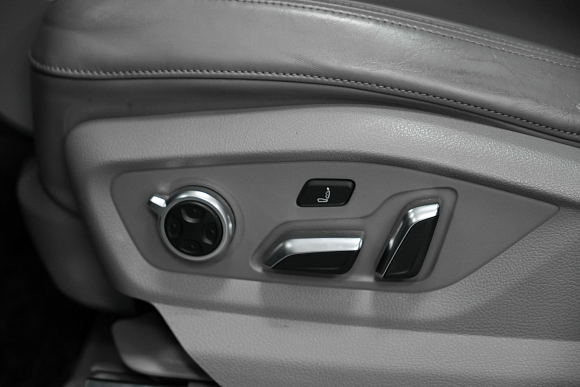 Audi Q7 Business, 2015 года, пробег 185389 км