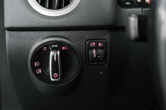 Volkswagen Tiguan Trend&Fun, 2011 года, пробег 151550 км