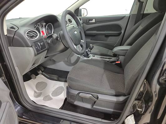 Ford Focus Comfort, 2010 года, пробег 108428 км