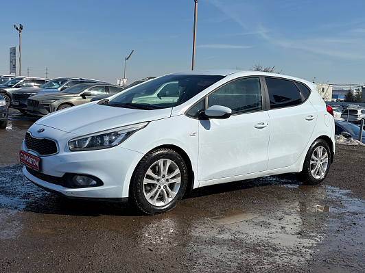 Kia Ceed Luxe, 2014 года, пробег 159321 км