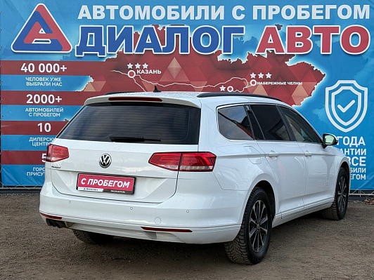 Volkswagen Passat Comfortline, 2018 года, пробег 242000 км