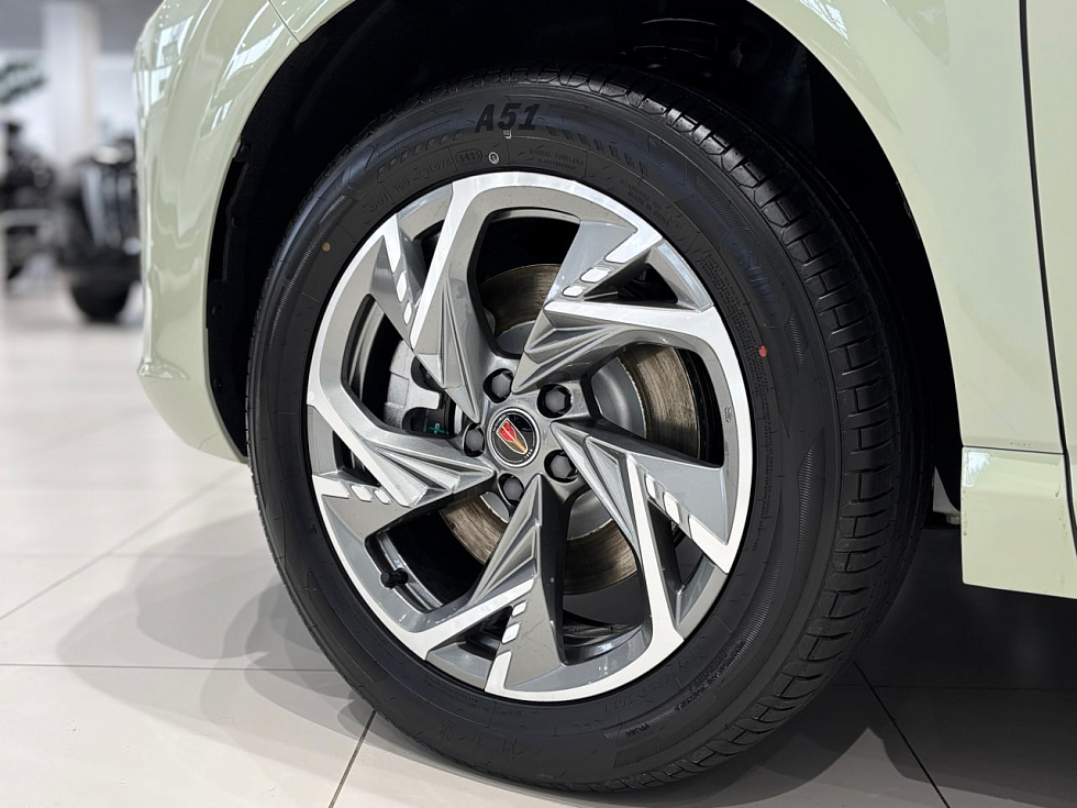 Hongqi HS3 Comfort, зеленый