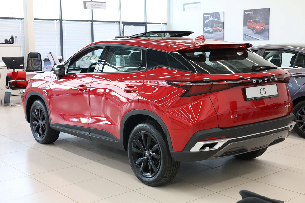 Omoda C5 Ultimate, красный