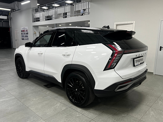 Geely Atlas Flagship, 2024 года, пробег 50930 км