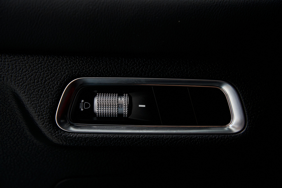 Geely Coolray Flagship, голубой