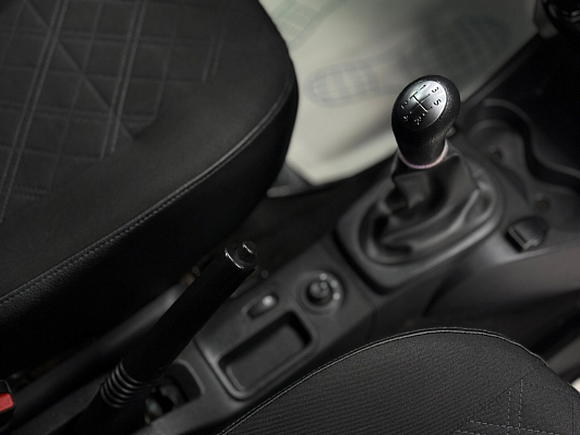 Lada (ВАЗ) Largus Luxe (7 мест), 2019 года, пробег 176635 км