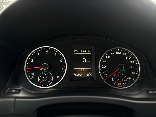 Volkswagen Tiguan Adventure, 2012 года, пробег 216200 км