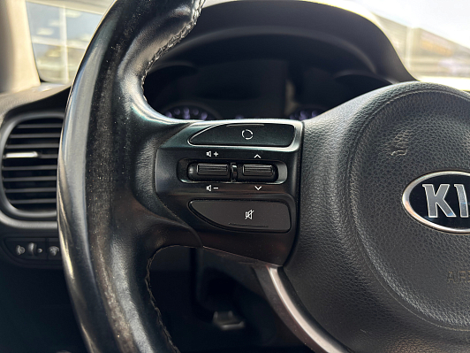 Kia Rio Luxe, 2018 года, пробег 121817 км