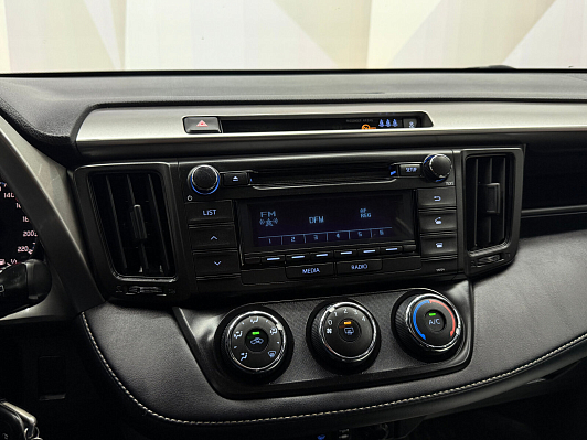 Toyota RAV4, 2018 года, пробег 122497 км