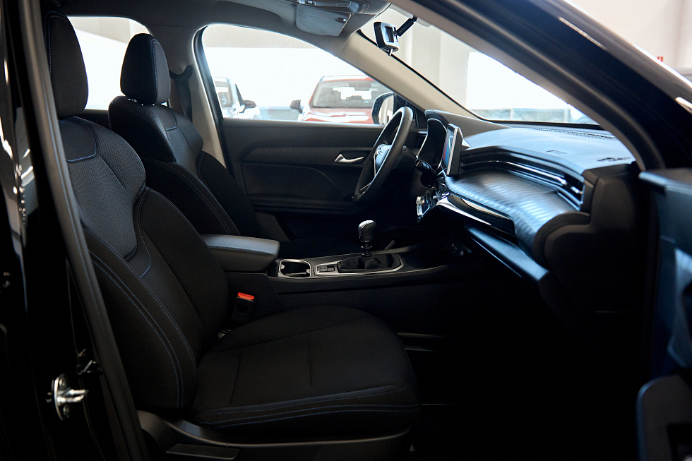 Haval Jolion Премиум, черный