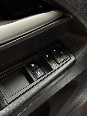 Lada (ВАЗ) Vesta 50 Anniversary, 2018 года, пробег 126864 км