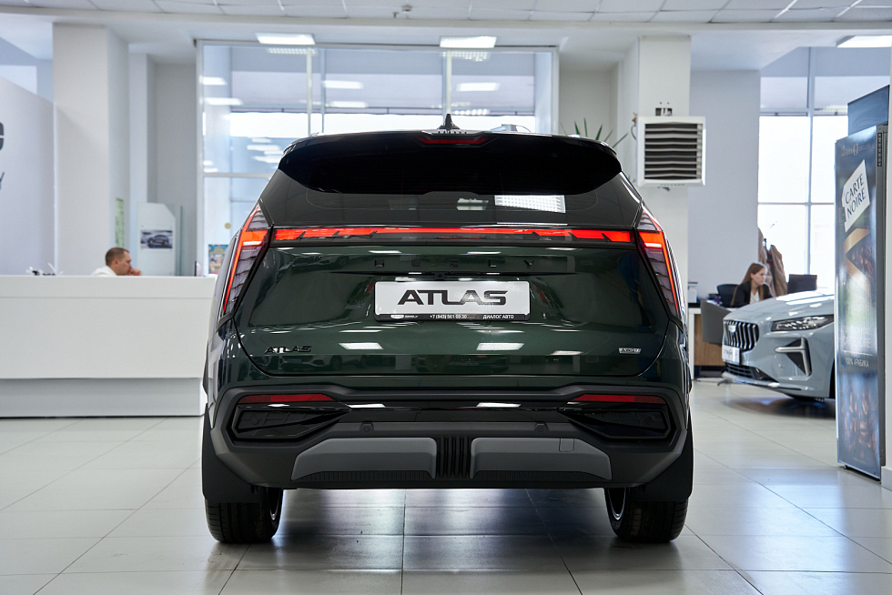 Geely Atlas Flagship Sport, зеленый