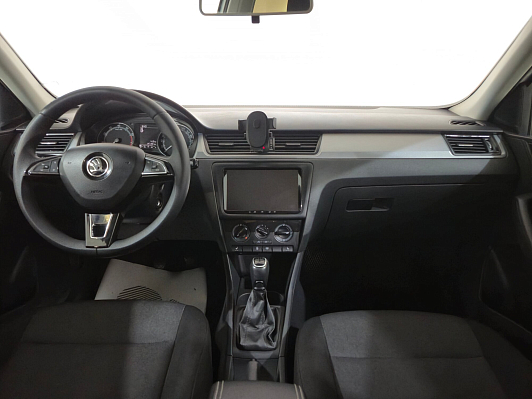 Skoda Rapid Active, 2018 года, пробег 146975 км