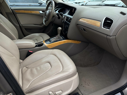 Audi A4, 2010 года, пробег 219615 км