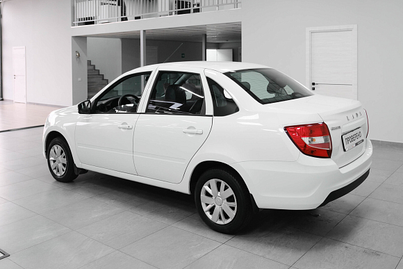 Lada (ВАЗ) Granta Standard, 2023 года, пробег 40000 км