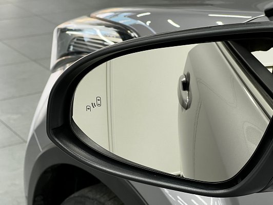 Toyota C-HR, 2019 года, пробег 110831 км