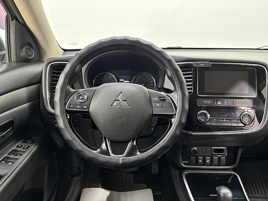 Mitsubishi Outlander Intense+, 2018 года, пробег 139803 км