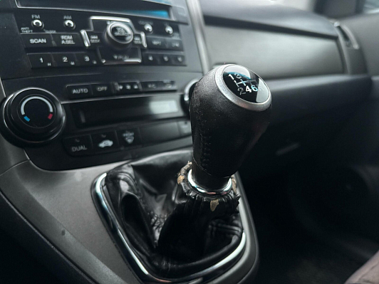 Honda CR-V Elegance, 2011 года, пробег 283720 км