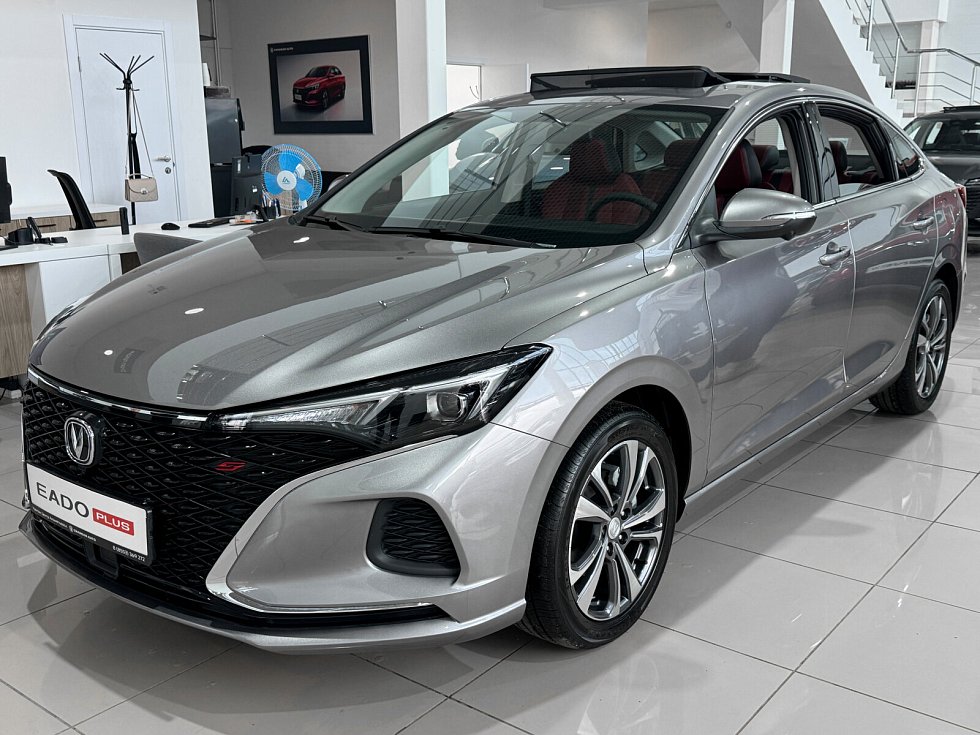 Changan Eado Plus Техно, серебряный